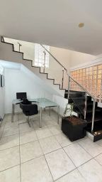 https://img.olx.com.br/thumbs256x256/86/864651310521820.jpg