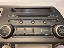Título do anúncio: Rádio original Honda 2007 (serve até o 2011)