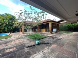 https://img.olx.com.br/thumbs256x256/86/865539404953033.jpg