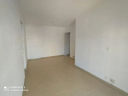 https://img.olx.com.br/thumbs256x256/86/865556760350038.jpg