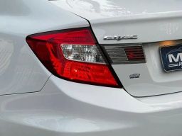 https://img.olx.com.br/thumbs256x256/86/865576640450237.jpg