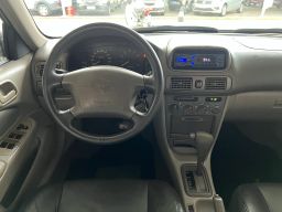 https://img.olx.com.br/thumbs256x256/86/866664171892835.jpg
