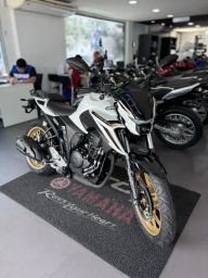 https://img.olx.com.br/thumbs256x256/86/867433958841335.jpg