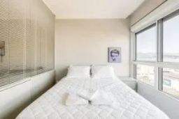 https://img.olx.com.br/thumbs256x256/86/867565750539881.jpg