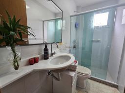 https://img.olx.com.br/thumbs256x256/86/867571520372962.jpg