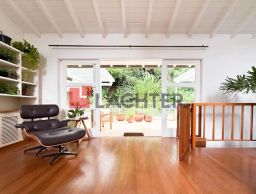 https://img.olx.com.br/thumbs256x256/86/869503152106942.jpg
