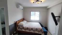https://img.olx.com.br/thumbs256x256/86/869566847220628.jpg