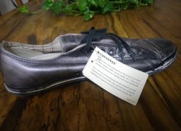 https://img.olx.com.br/thumbs256x256/86/869677485038565.jpg