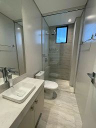 https://img.olx.com.br/thumbs256x256/87/870548280069112.jpg