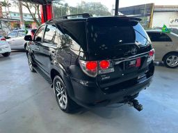 https://img.olx.com.br/thumbs256x256/87/871674063268151.jpg