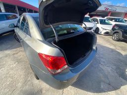 https://img.olx.com.br/thumbs256x256/87/872523528092245.jpg