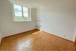 https://img.olx.com.br/thumbs256x256/87/872543765413975.jpg