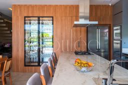 https://img.olx.com.br/thumbs256x256/87/872574168995123.jpg
