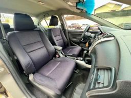 https://img.olx.com.br/thumbs256x256/87/872602805881948.jpg