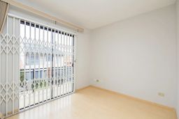 https://img.olx.com.br/thumbs256x256/87/873540164173379.jpg