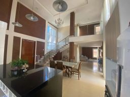 https://img.olx.com.br/thumbs256x256/87/874584287476600.jpg