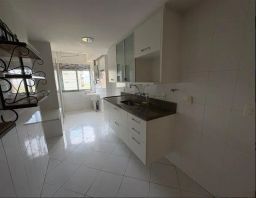https://img.olx.com.br/thumbs256x256/87/875566761849451.jpg