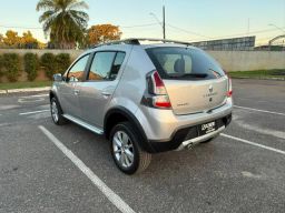 https://img.olx.com.br/thumbs256x256/87/875637789445528.jpg
