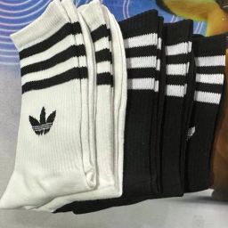 https://img.olx.com.br/thumbs256x256/87/876447817528039.jpg