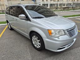 https://img.olx.com.br/thumbs256x256/87/876593512912620.jpg