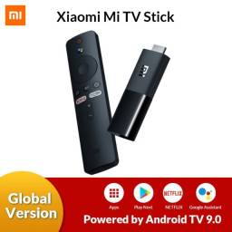 Título do anúncio: Smart Tv Stick AndroidTV 9.0 Wifi 2.4/5ghz Controle Bluetooth e Voz + Nf