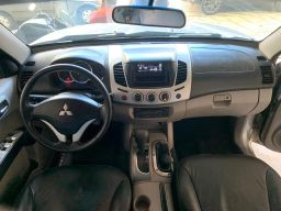 https://img.olx.com.br/thumbs256x256/88/880693668123751.jpg