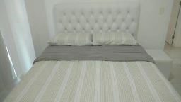 https://img.olx.com.br/thumbs256x256/88/881517152698525.jpg