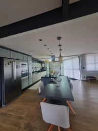 https://img.olx.com.br/thumbs256x256/88/881527166528457.jpg