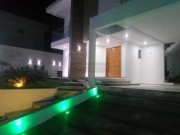 https://img.olx.com.br/thumbs256x256/88/881577884441651.jpg