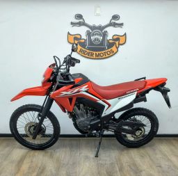 https://img.olx.com.br/thumbs256x256/88/881610558319181.jpg