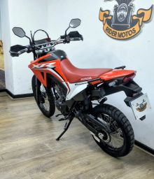 https://img.olx.com.br/thumbs256x256/88/881651794090720.jpg