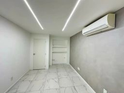 https://img.olx.com.br/thumbs256x256/88/882536765230110.jpg