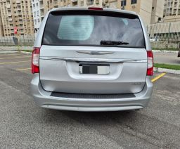 https://img.olx.com.br/thumbs256x256/88/882585274222585.jpg