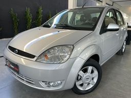 Título do anúncio: Ford Fiesta 1.6 2006 - IPVA 2022 já pago!!