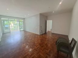 https://img.olx.com.br/thumbs256x256/88/883587377088891.jpg