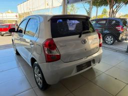 https://img.olx.com.br/thumbs256x256/88/883648903507458.jpg