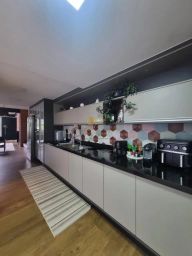 https://img.olx.com.br/thumbs256x256/88/884510641074291.jpg