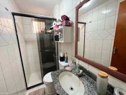 https://img.olx.com.br/thumbs256x256/88/884533875429196.jpg