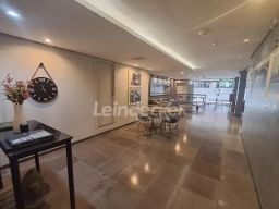 https://img.olx.com.br/thumbs256x256/88/884577643093138.jpg