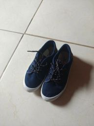 https://img.olx.com.br/thumbs256x256/88/884596879821577.jpg
