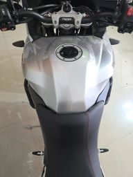 https://img.olx.com.br/thumbs256x256/88/884679782475146.jpg