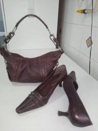 Título do anúncio: Sapato e bolsa em couro