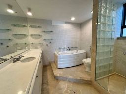 https://img.olx.com.br/thumbs256x256/88/885551759613760.jpg