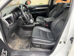 https://img.olx.com.br/thumbs256x256/88/885615211361310.jpg