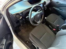 https://img.olx.com.br/thumbs256x256/88/886606787345986.jpg
