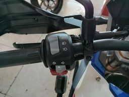 https://img.olx.com.br/thumbs256x256/88/887518744200437.jpg
