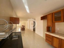 https://img.olx.com.br/thumbs256x256/88/887536159054627.jpg