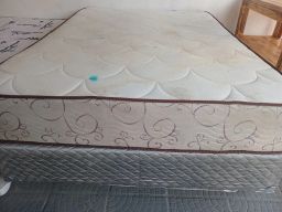 https://img.olx.com.br/thumbs256x256/88/887549285633337.jpg