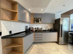 https://img.olx.com.br/thumbs256x256/88/887588285574017.jpg