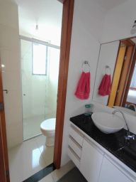 https://img.olx.com.br/thumbs256x256/88/887592263121333.jpg